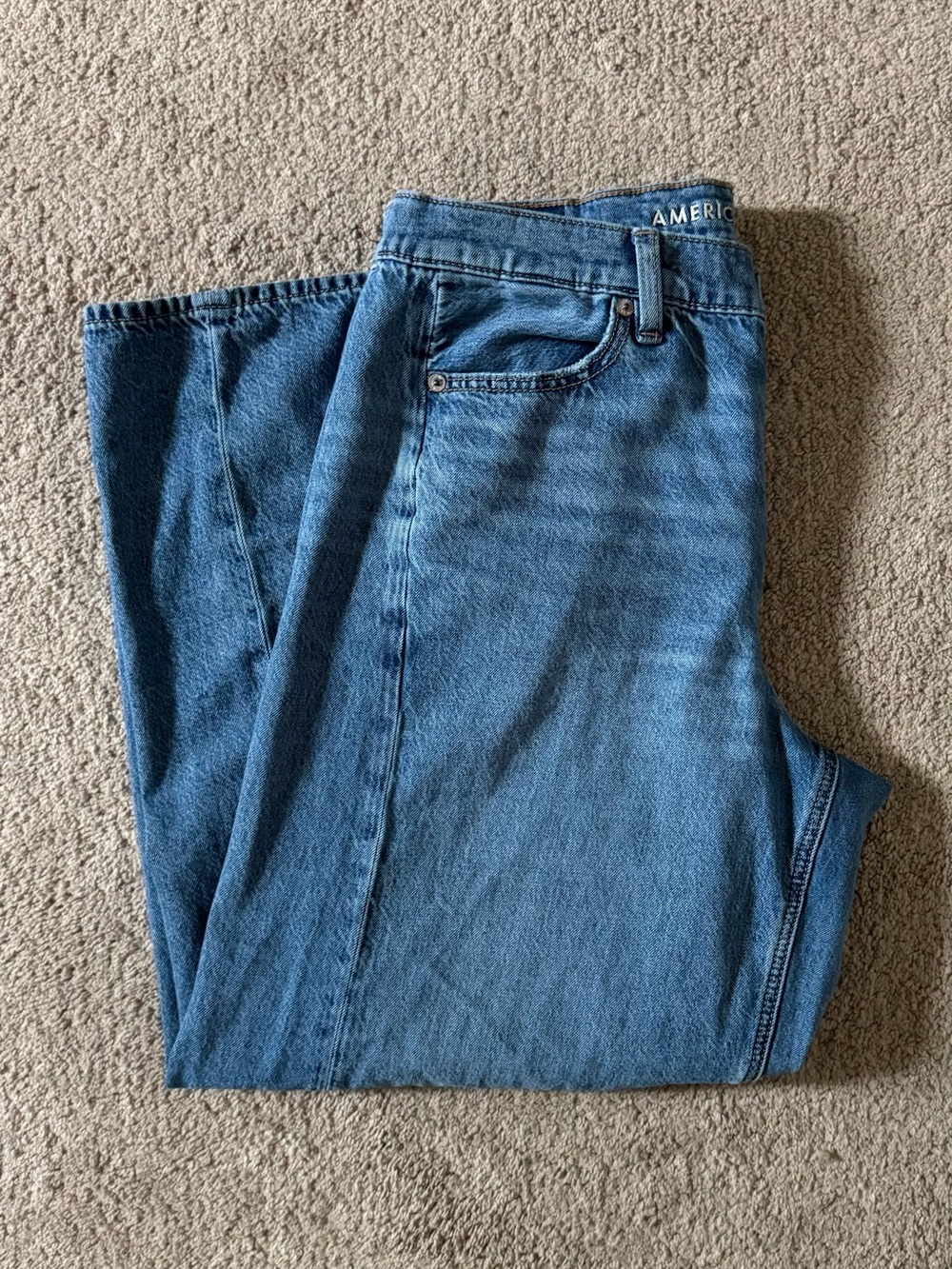 American Eagle Barrel Jeans